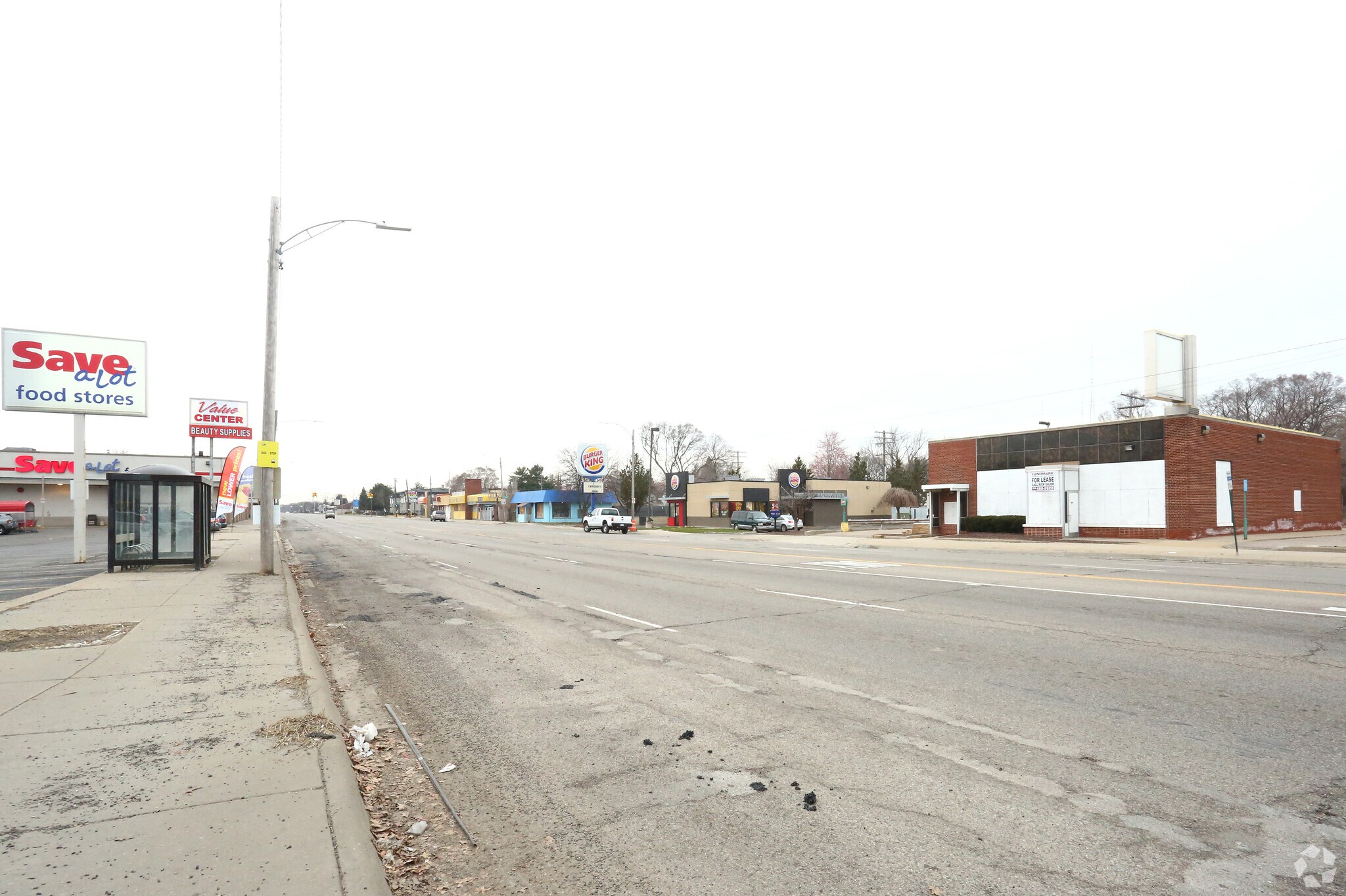 20222 Plymouth Rd, Detroit, MI à vendre Photo du bâtiment- Image 1 de 7