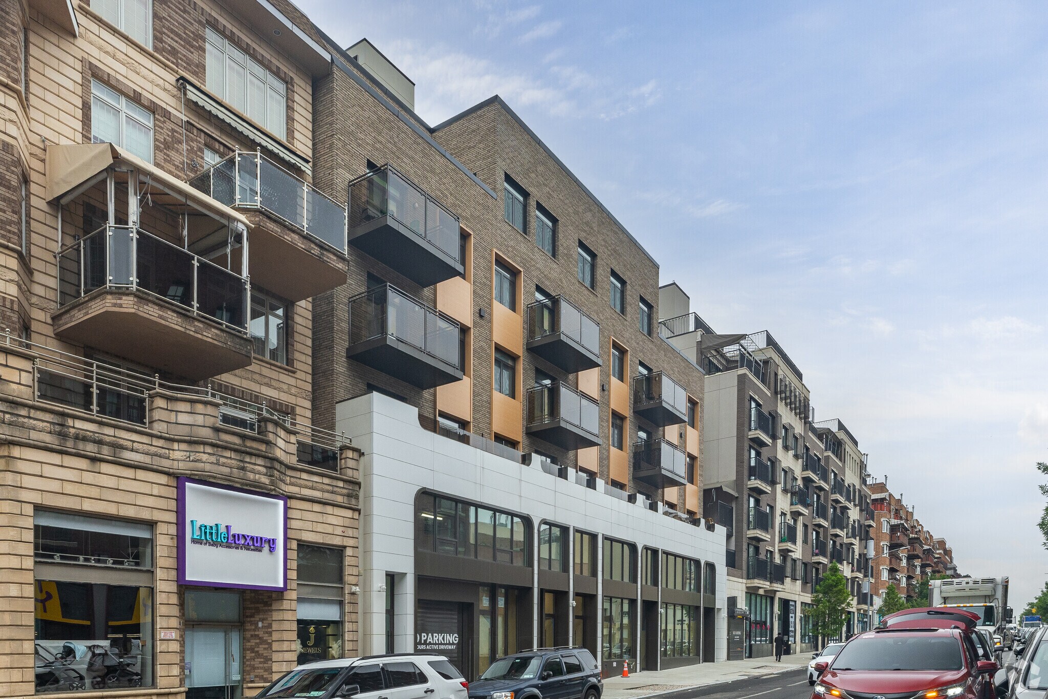 747 Bedford Ave, Brooklyn, NY for lease Building Photo- Image 1 of 12