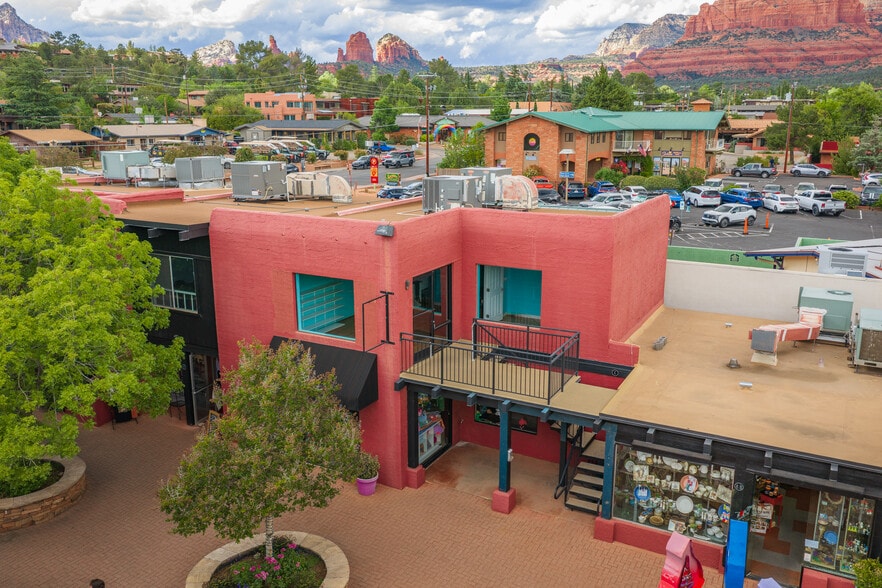 273 N State Route 89A, Sedona, AZ à louer - Photo du bâtiment - Image 2 de 22