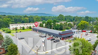 Plus de détails pour 513 N Market St, Selinsgrove, PA - Bureau/Commerce de détail à louer