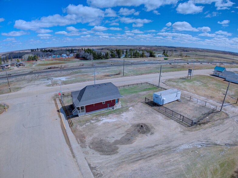 5015 50 St, Chipman, AB à vendre - Aérien - Image 3 de 34