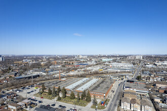 250 Bowie Ave, Toronto, ON - aerial  map view