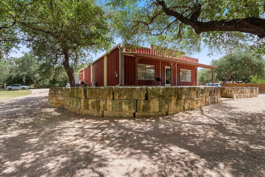 2108 Ranch Road 12, San Marcos, TX à vendre - Photo du bâtiment - Image 3 de 32