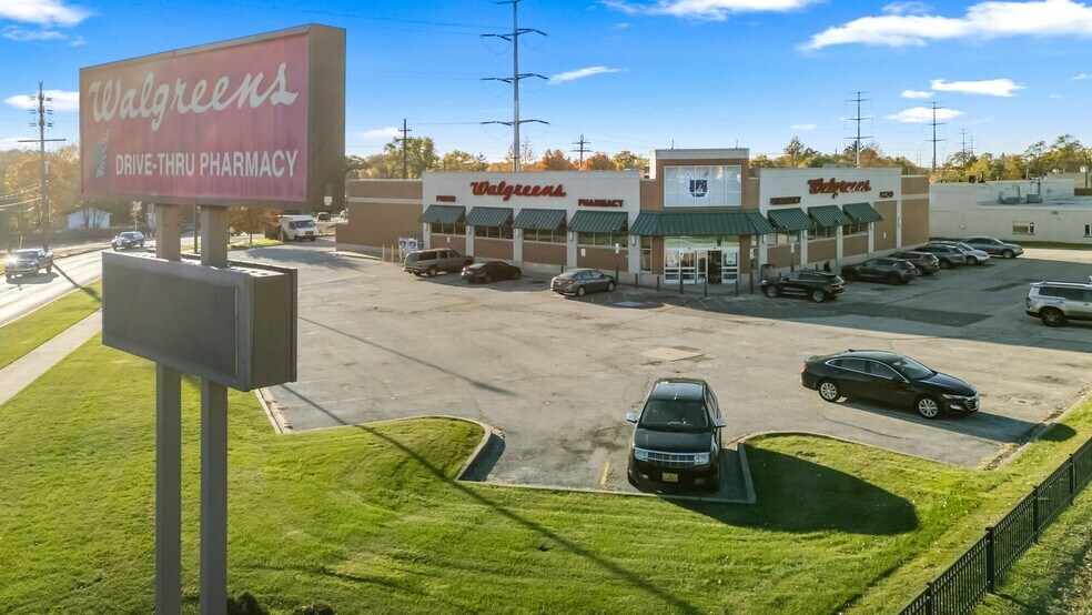 520 Broadway Ave, Bedford, OH à vendre - Photo du bâtiment - Image 2 de 6