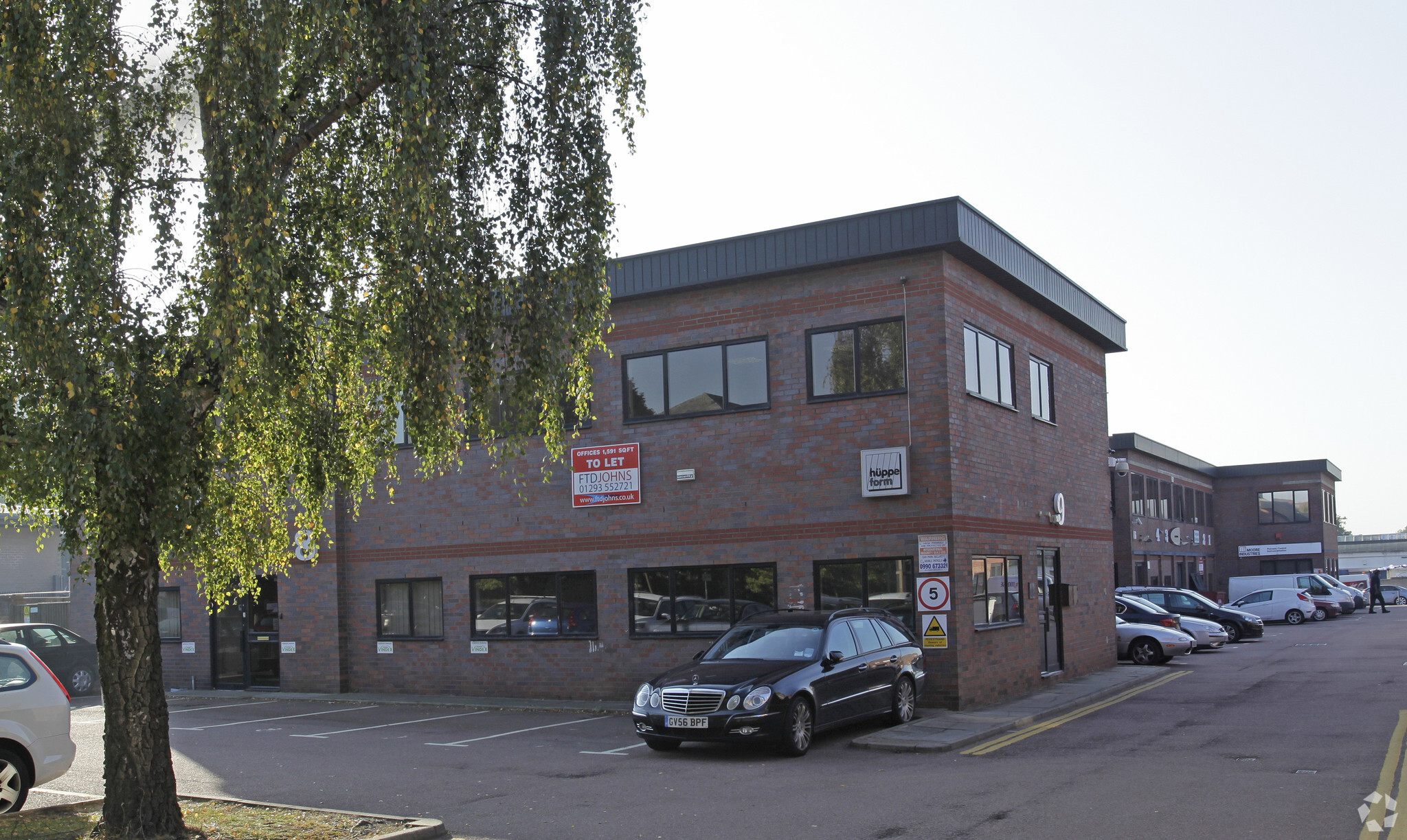 Manor Royal, Crawley for lease Primary Photo- Image 1 of 7