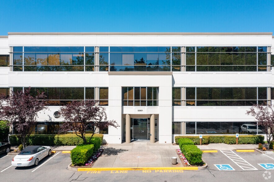 33801 1st Way S, Federal Way, WA à louer - Photo du bâtiment - Image 3 de 6