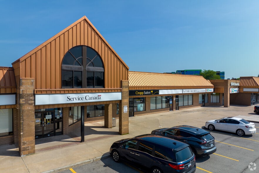 395-397 Ontario St, St Catharines, ON à louer - Photo du bâtiment - Image 3 de 4