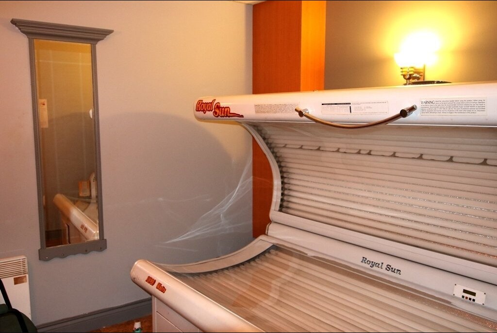 4155-4159 Rue Sainte-Catherine, Montréal, QC à vendre Photo intérieure- Image 1 de 1