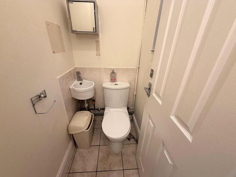 67 Church St, Bolton for sale - Building Photo - Image 3 of 12