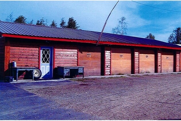 5760 Steese Hwy, Fairbanks, AK à vendre - Photo du bâtiment - Image 2 de 5