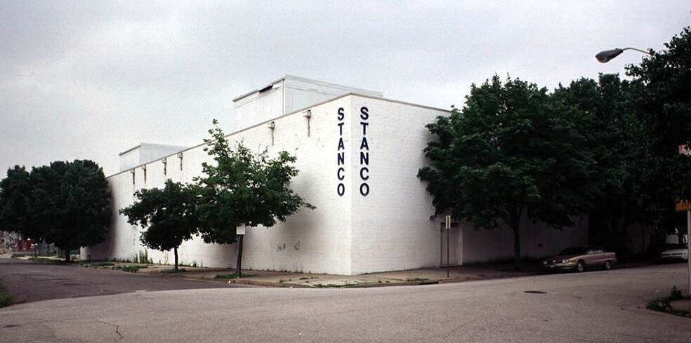 2001 Windsor Ave, Baltimore, MD à vendre - Photo du bâtiment - Image 2 de 64