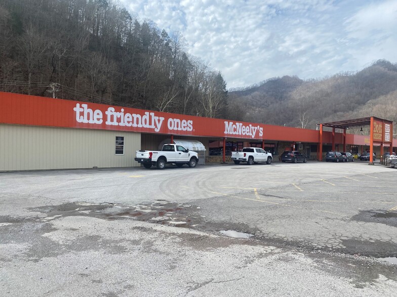 Rtes 10, Man, WV for lease - Building Photo - Image 1 of 13