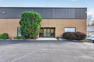 Plus de détails pour 2 Raymond Dr, Havertown, PA - Local d'activités à louer