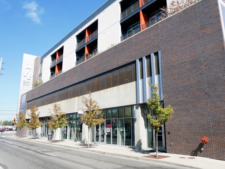 747 N College Ave, Indianapolis, IN for lease - Building Photo - Image 3 of 39