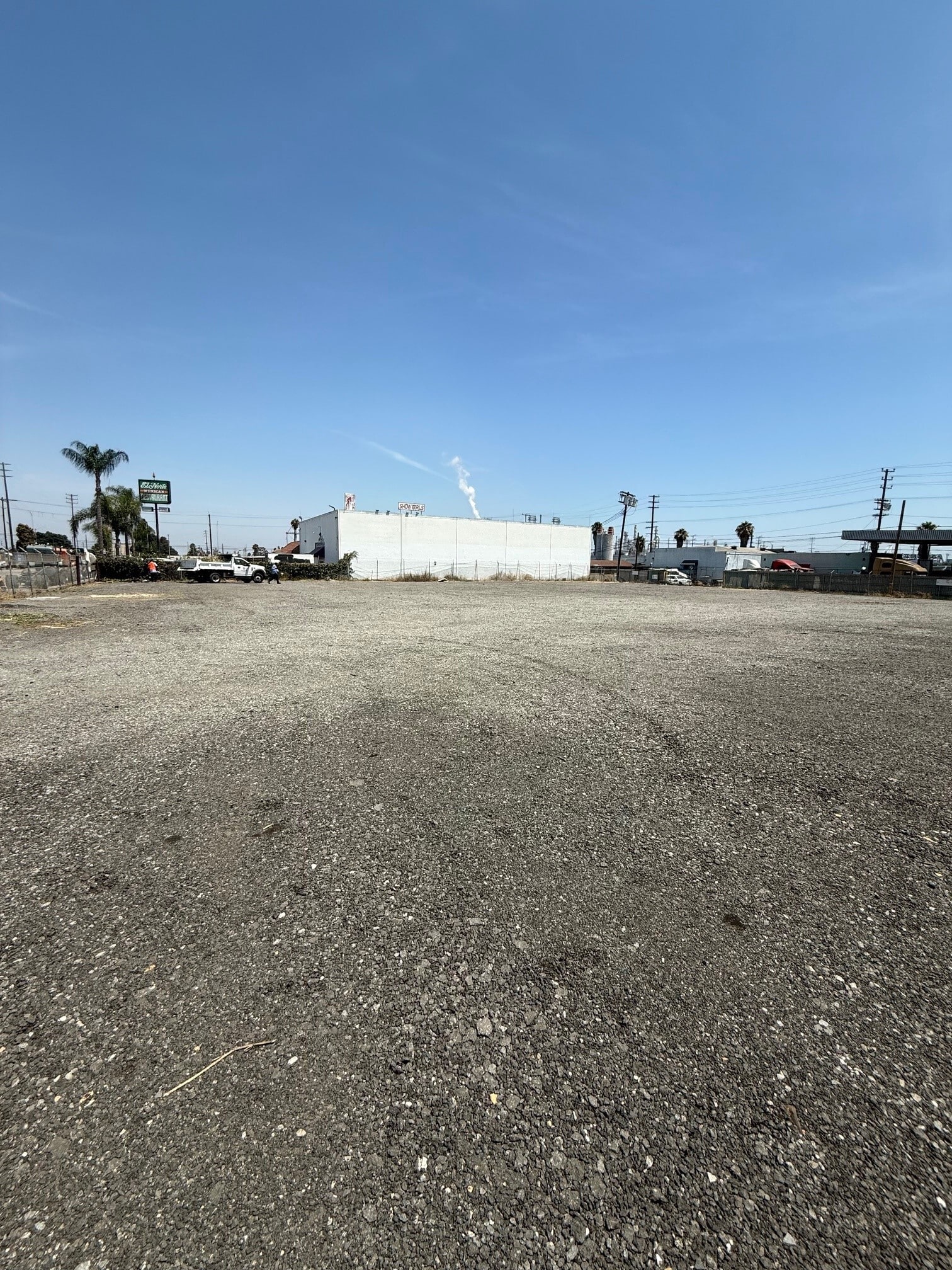 816 N Lansing Ave, Wilmington, CA for lease Primary Photo- Image 1 of 4