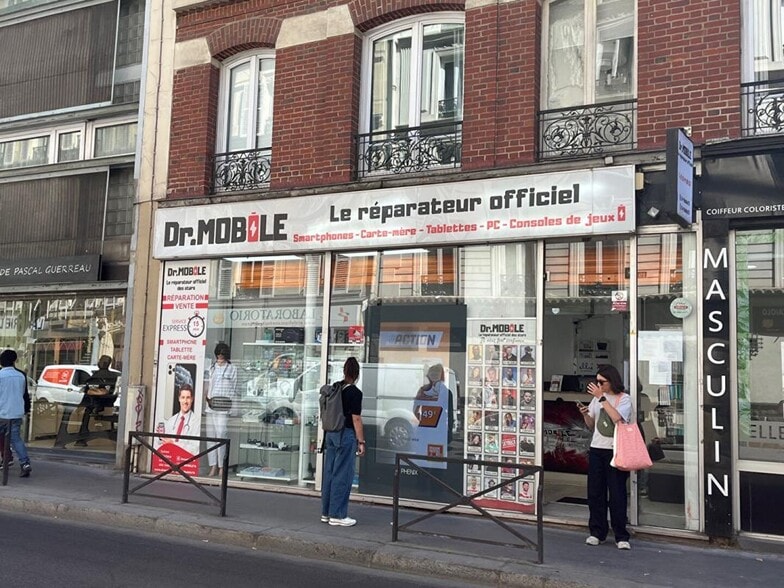 22 Rue Guy Môquet, Paris for sale - Building Photo - Image 2 of 2