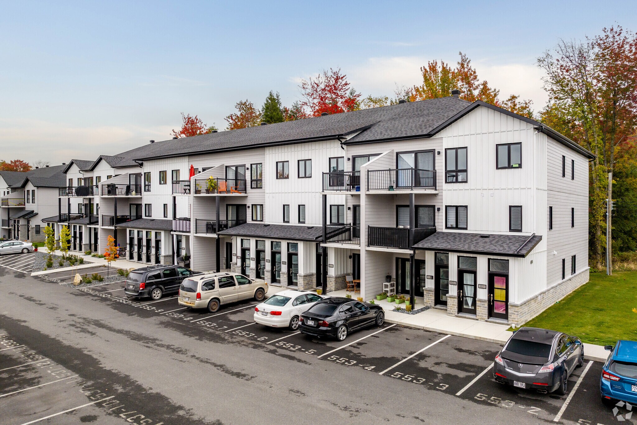 521-561 St Des Écuyers, Granby, QC for sale Primary Photo- Image 1 of 1