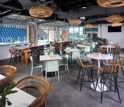 100 W Bay St, Jacksonville, FL for lease Interior Photo- Image 1 of 6