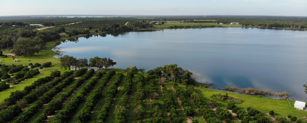 Silver Lake Rd, Frostproof, FL à vendre - Photo principale - Image 1 de 1