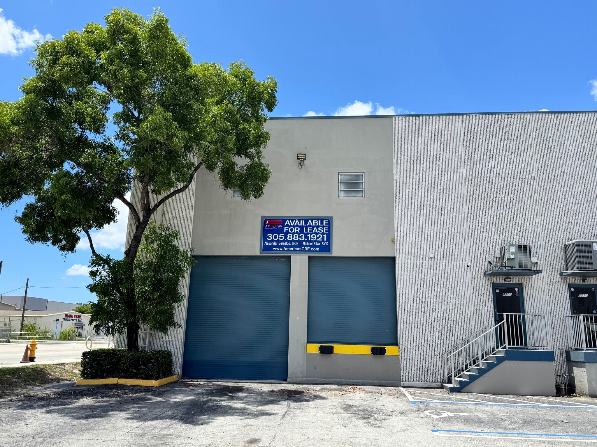 8700-8796 NW 100th St, Medley, FL for lease Primary Photo- Image 1 of 12