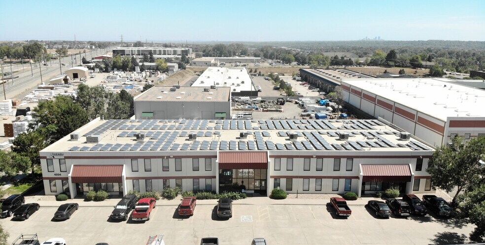 4894 Van Gordon St, Wheat Ridge, CO à louer - Photo du bâtiment - Image 1 de 8