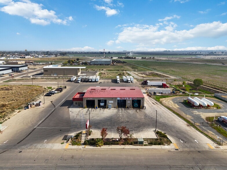 3550 S K St, Tulare, CA for sale - Building Photo - Image 3 of 26