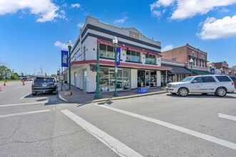 336 N Main St, Conroe, TX à louer Photo du bâtiment- Image 2 de 21
