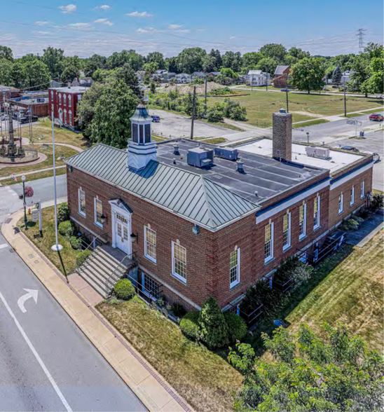 96 S Broadway, Geneva, OH for sale - Primary Photo - Image 1 of 20