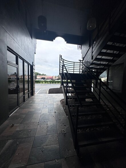 2901 Curry Ford Rd, Orlando, FL à louer - Photo du bâtiment - Image 3 de 4