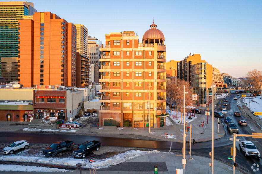 201 1st St SE, Calgary, AB for sale - Building Photo - Image 3 of 5