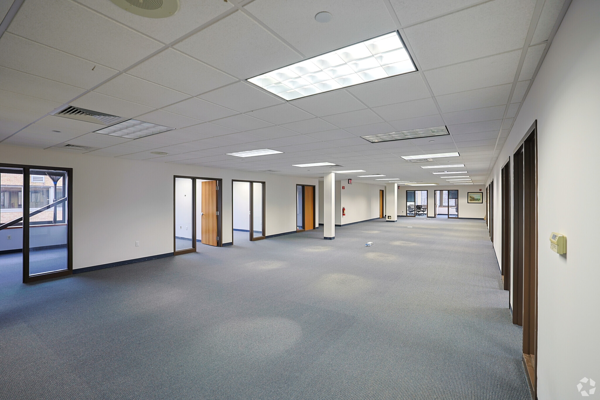 580 Main St, Bolton, MA for sale Interior Photo- Image 1 of 4