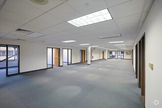 580 Main St, Bolton, MA for sale Interior Photo- Image 1 of 4