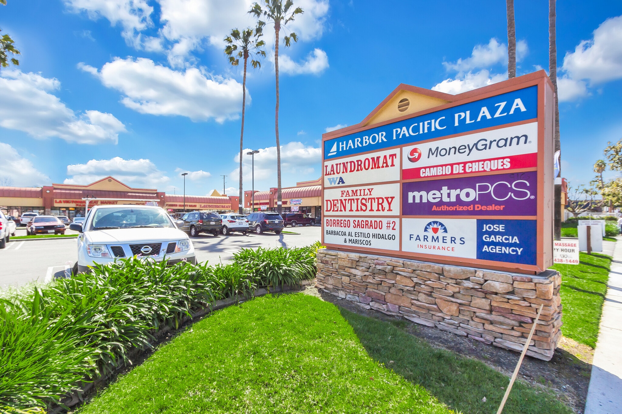 1620-1640 E 1st St, Santa Ana, CA for lease Building Photo- Image 1 of 5