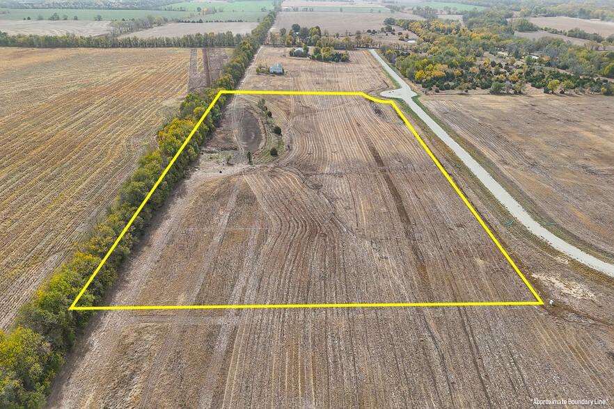 SW 220th St., Douglass, KS à vendre - Photo du bâtiment - Image 3 de 42