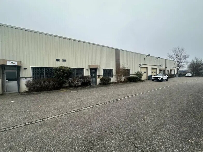 Flex dans Schiltigheim à louer - Photo du bâtiment - Image 2 de 6