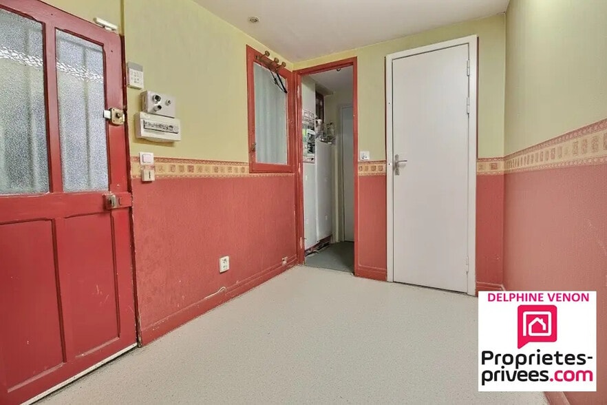 Commerce de détail dans Châteauneuf-sur-Loire à louer - Photo intérieure - Image 3 de 3