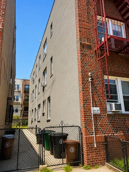 47-44 44th St, Flushing, NY for sale - Building Photo - Image 3 of 9