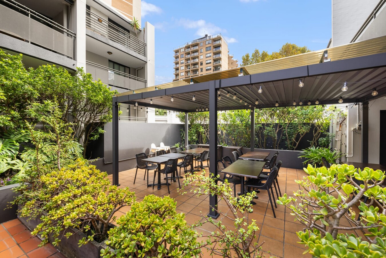 265-271 Crown St, Surry Hills, NSW 2010 - Unit 1 - - Interior Photo - Image 2 of 3