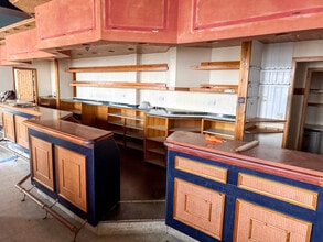 4 Promenade, Penzance for lease Interior Photo- Image 2 of 5