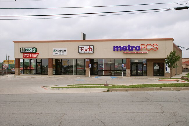 More details for 2813 N Commerce St, Fort Worth, TX - Retail for Sale