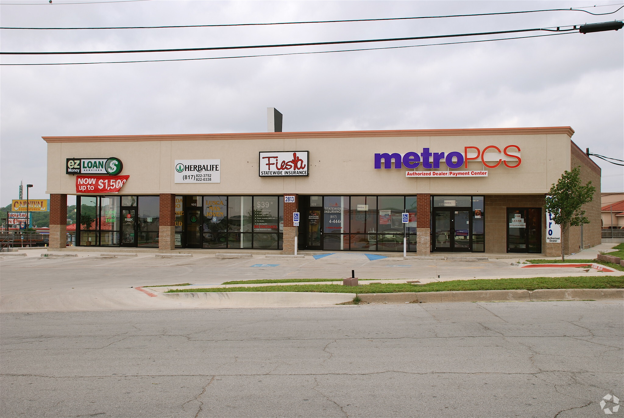 2813 N Commerce St, Fort Worth, TX for lease Building Photo- Image 1 of 5