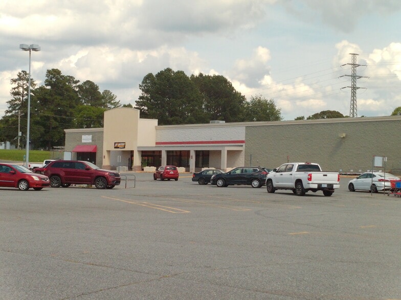 280-288 N Talbert Blvd, Lexington, NC for lease - Building Photo - Image 2 of 4