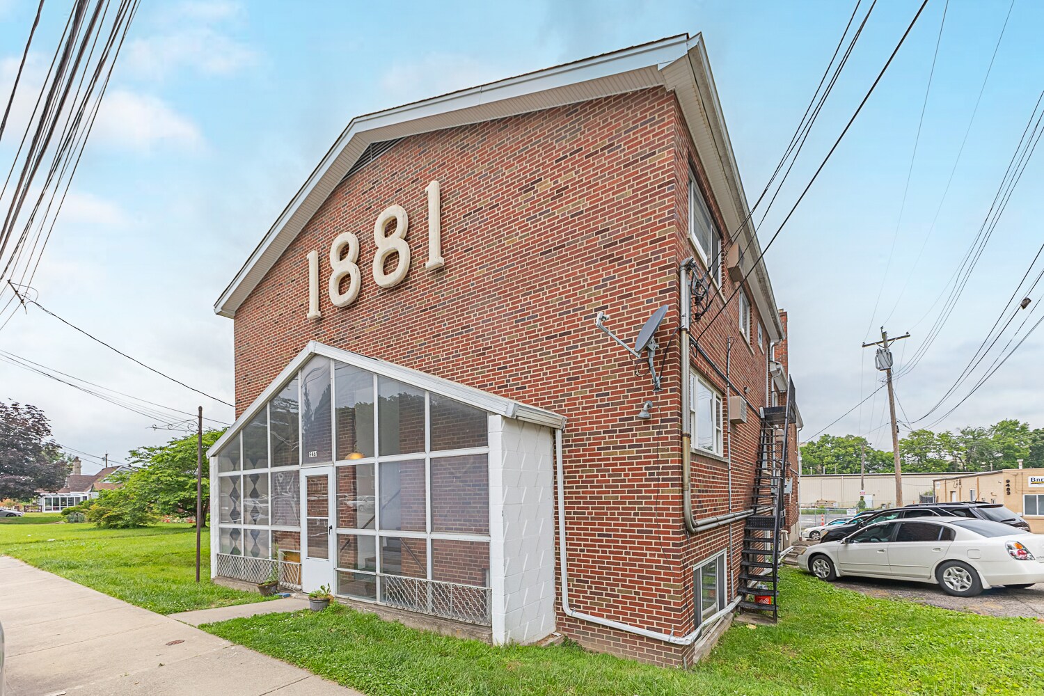 9481 Reading Rd, Cincinnati, OH for sale Building Photo- Image 1 of 1