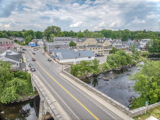 Plus de détails pour 17 Bridge St, Henniker, NH - Vente au détail à vendre