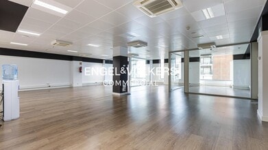 Office in Barcelona, Barcelona for lease Interior Photo- Image 2 of 28