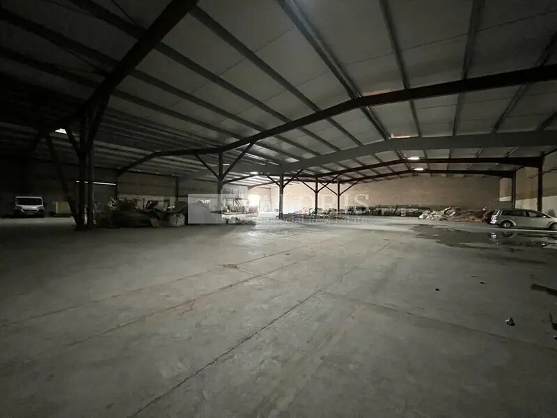 Flex dans Gignac-la-Nerthe à louer Photo du bâtiment- Image 1 de 12