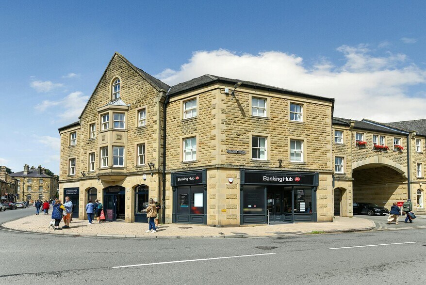 1 Royal Oak Pl, Bakewell à vendre - Photo du bâtiment - Image 2 de 5