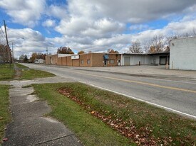 1666 McMyler St, Warren OH - Warehouse