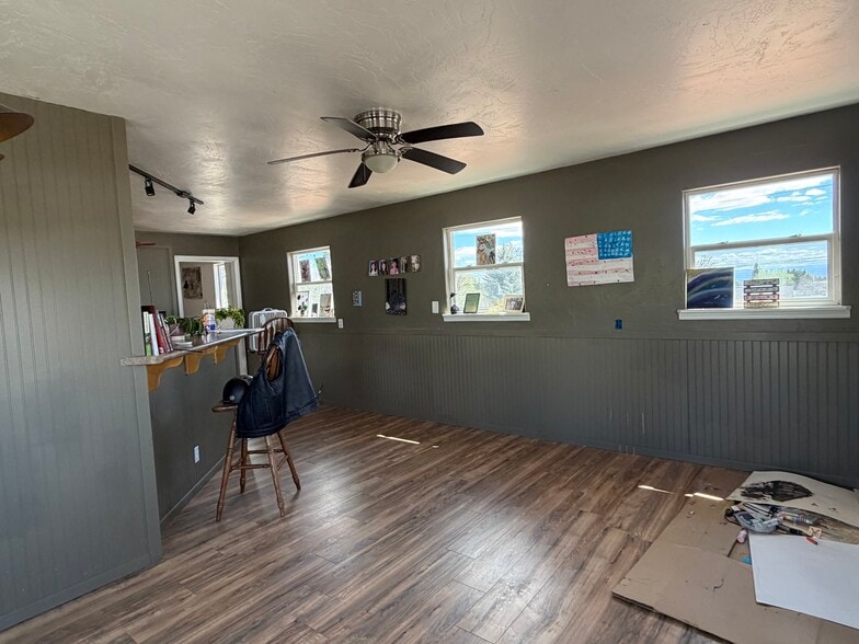 285 S Grand Mesa Dr, Cedaredge, CO for sale - Building Photo - Image 3 of 9