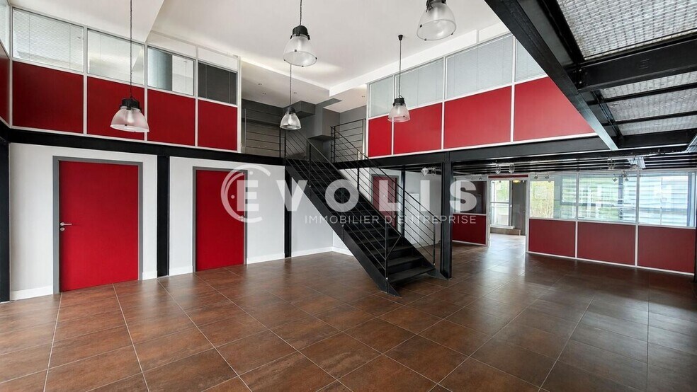 60 Boulevard Paul Vaillant-Couturier, Ivry-sur-Seine for lease - Interior Photo - Image 3 of 19